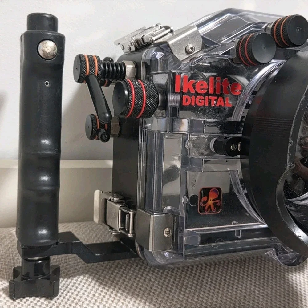 Ikelite Digital Underwater Camera Housing Canon Sony SLR? Large Very Heavy